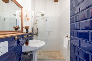 Free toiletries, hair dryer, towels