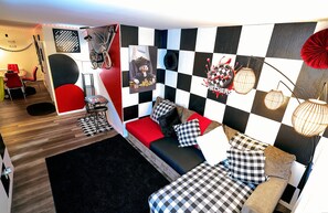 Smart-TV, Videospiele, Bücher