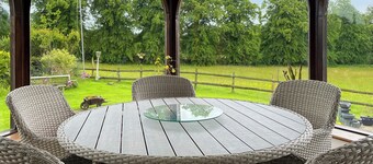 5 bedroom accommodation in Rushton Spencer, near Leek