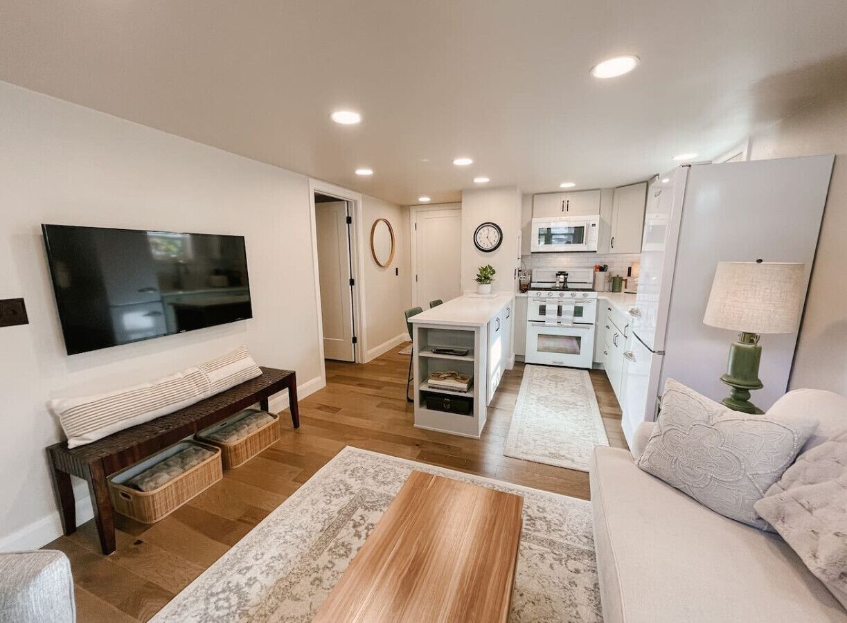 Fernseher, Stereoanlage