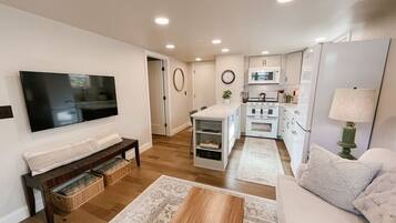 Fernseher, Stereoanlage