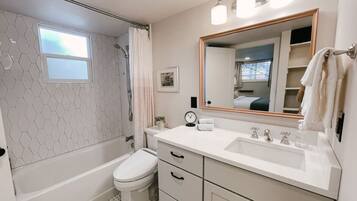 Haartrockner, Seife, Shampoo