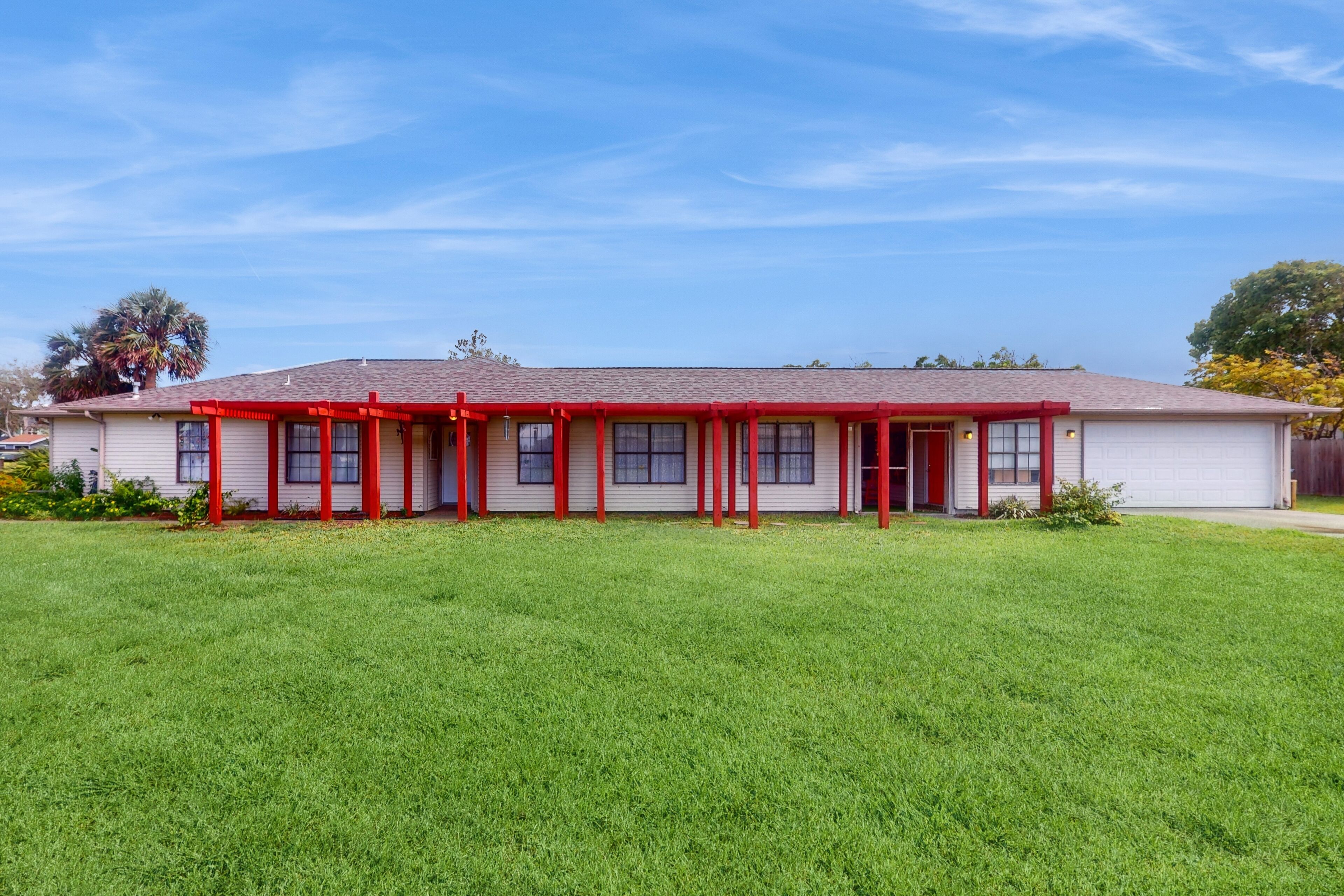 Spacious home with enclosed yard & near attractions