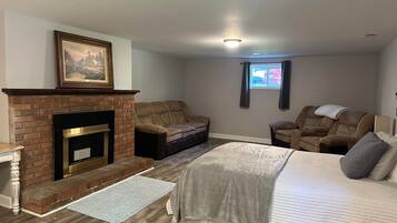 4 bedrooms, iron/ironing board, travel crib, WiFi