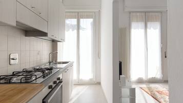 Apartment | Private kitchen | Dining tables
