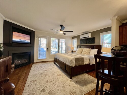 Walk to City Center! Updated Studio just off Main St.