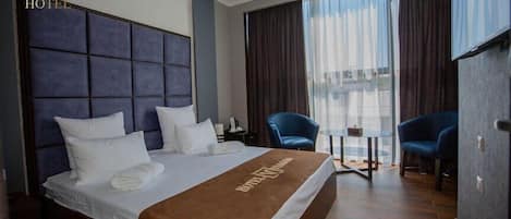 Comfort Double Room, City View