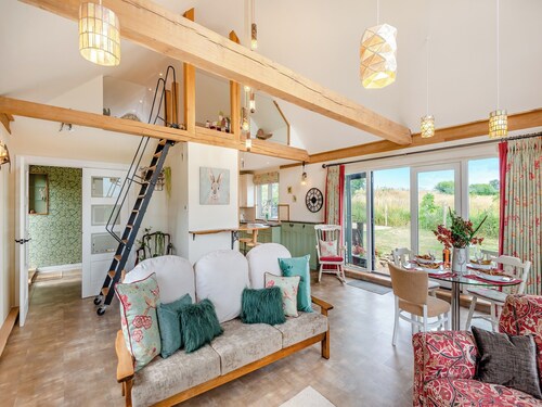 A stunning property in beautiful location with some amazing views.