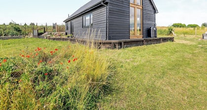 A stunning property in beautiful location with some amazing views.