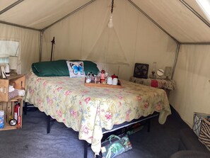 1 bedroom, iron/ironing board, bed sheets