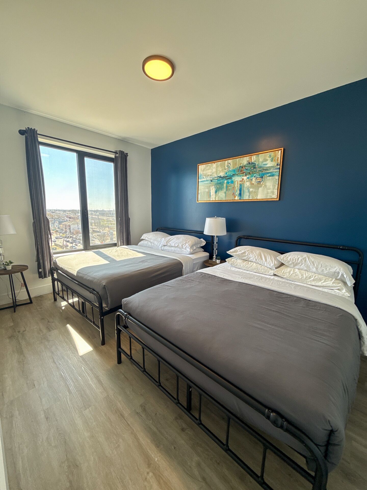 2 chambres, fer et planche à repasser, Wi-Fi gratuit, draps fournis