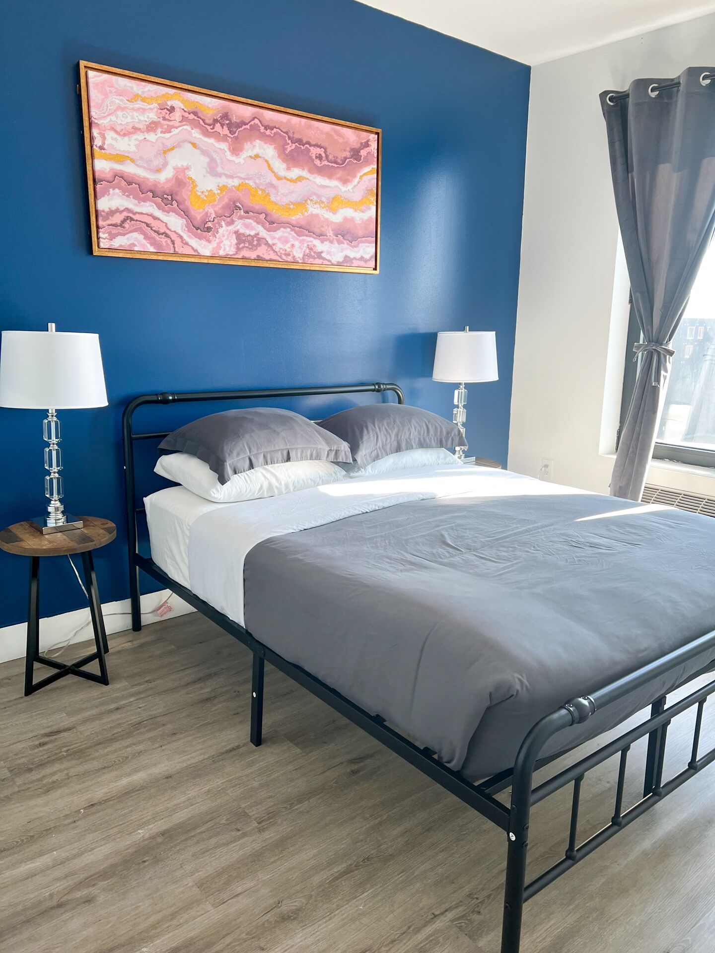 2 chambres, fer et planche à repasser, Wi-Fi gratuit, draps fournis