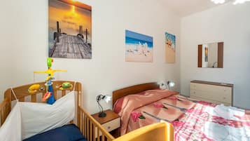 3 habitaciones, tabla de planchar con plancha y wifi gratis