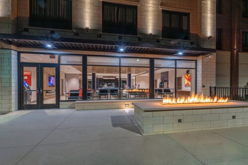 Holiday Inn Express & Suites Murfreesboro West by IHG