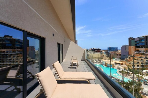 1 habitación, minibar, caja de seguridad en la habitación y escritorio 