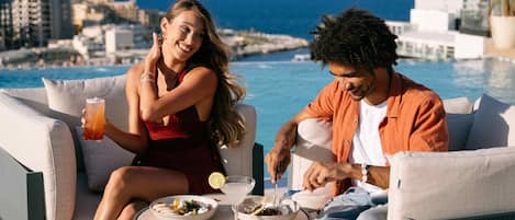 2 Restaurants; Frühstück, Mittagessen und Abendessen werden serviert