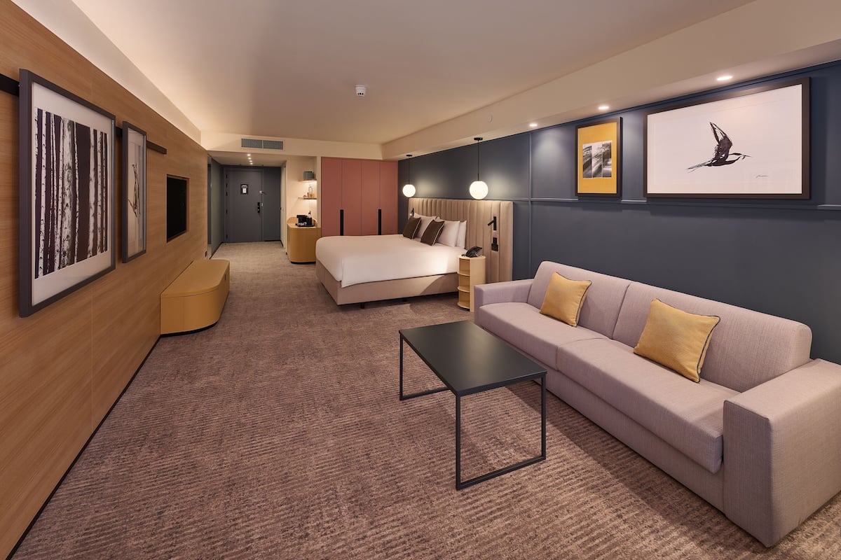 Junior Suite, 1 King Bed with Sofa bed, City View | Minibar, in-room safe, desk, laptop workspace