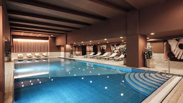Outdoor pool, pool umbrellas, pool loungers