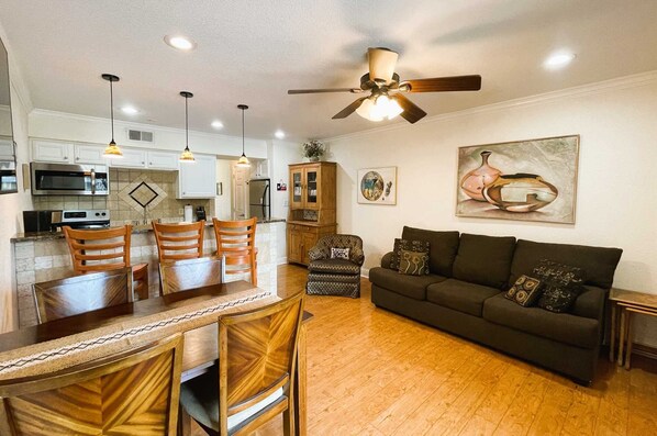 Televisor i llar de foc