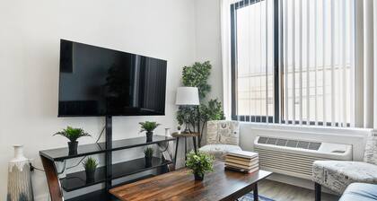 Beautiful 1BR Next to EWR 3950