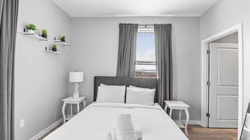 1 bedroom, iron/ironing board, free WiFi, bed sheets