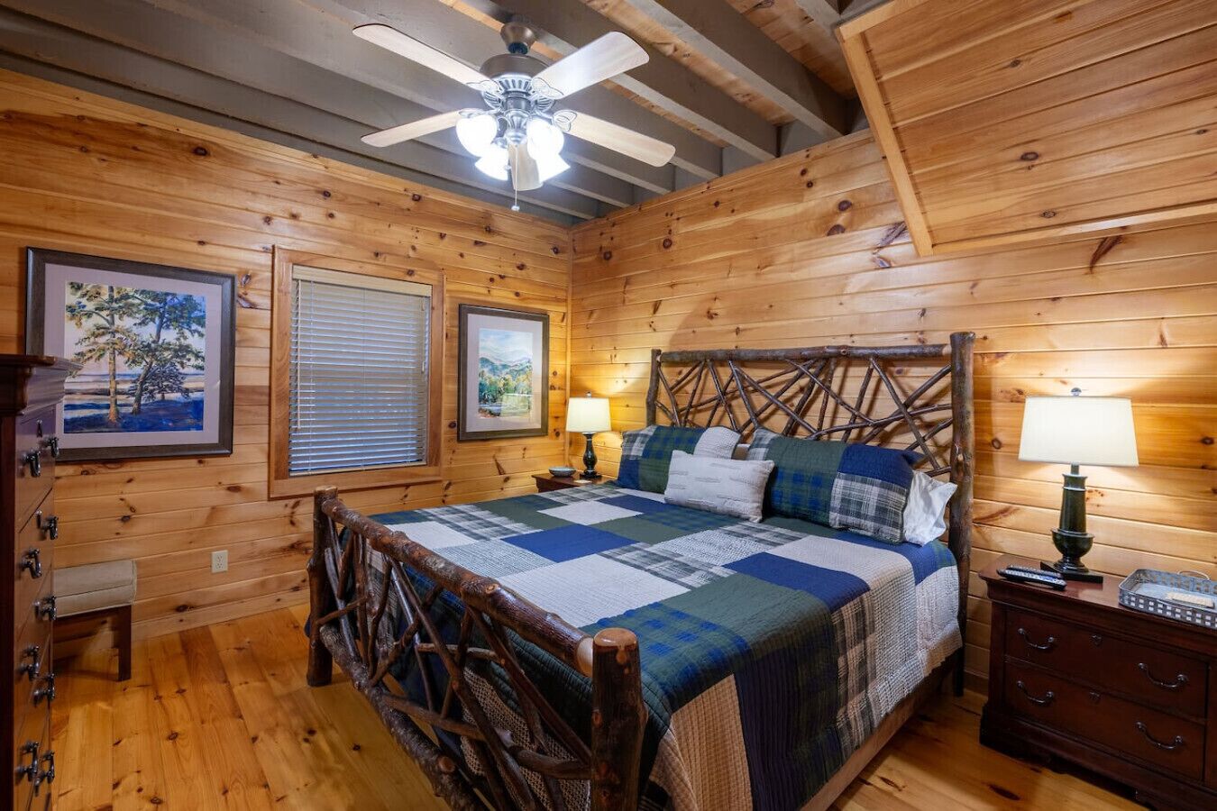 3 bedrooms, desk, free WiFi, bed sheets