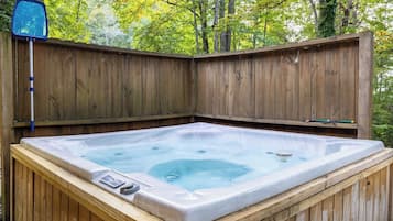 Idromassaggio all'aperto