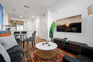 Smart TV - Beautiful 1BR in Riverside Austin 3979 (Austin)