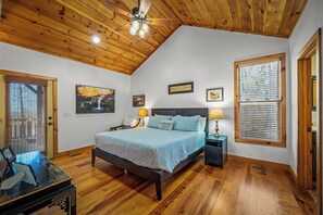 2 bedrooms, iron/ironing board, free WiFi, bed sheets - Brow Bella | Mt Views, Hot Tub & Porch (Mentone)