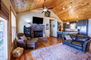 Télévision, cheminée