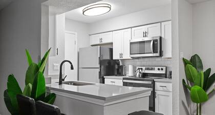 2BD/2BA in University Hills lswi