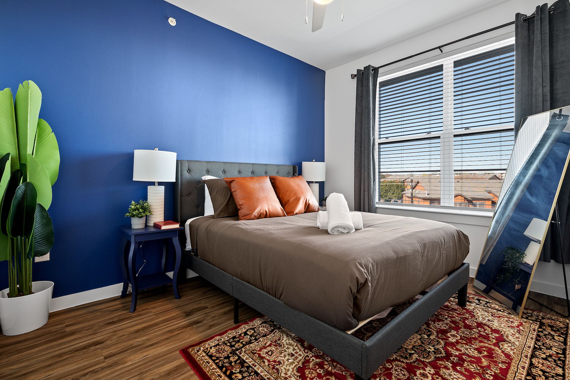 1 室のベッドルーム、アイロン / アイロン台、WiFi (無料)、ベッドシーツ