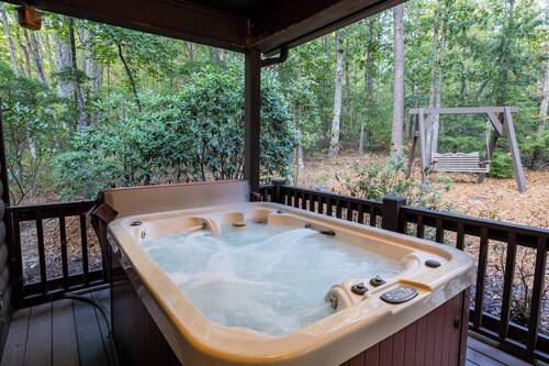 Mossy Rock Retreat | Hot Tub, Fire Pit, Near Falls