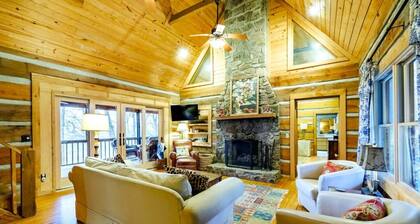 Serene Getaway | Hot Tub & Mountain Views