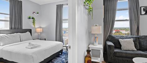 1 habitación, tabla de planchar con plancha, wifi gratis y ropa de cama