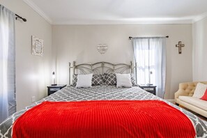 4 habitaciones, tabla de planchar con plancha y wifi gratis 