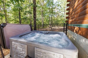 室外 SPA 浴池