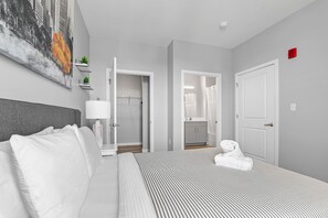 1 chambre, fer et planche à repasser, accès au Wi-Fi (inclus)