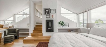 Crow's Nest Condo 3BR Downtown