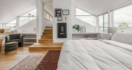 Crow's Nest Condo 3BR Downtown