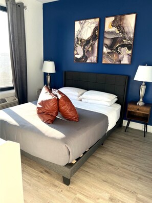 1 Schlafzimmer, Bügeleisen/Bügelbrett, kostenloses WLAN, Bettwäsche