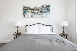 1 chambre, fer et planche à repasser, Wi-Fi gratuit, draps fournis