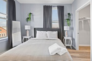 1 habitación, tabla de planchar con plancha, wifi gratis y ropa de cama 