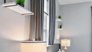 1 slaapkamer, een strijkplank/strijkijzer, gratis wifi, beddengoed