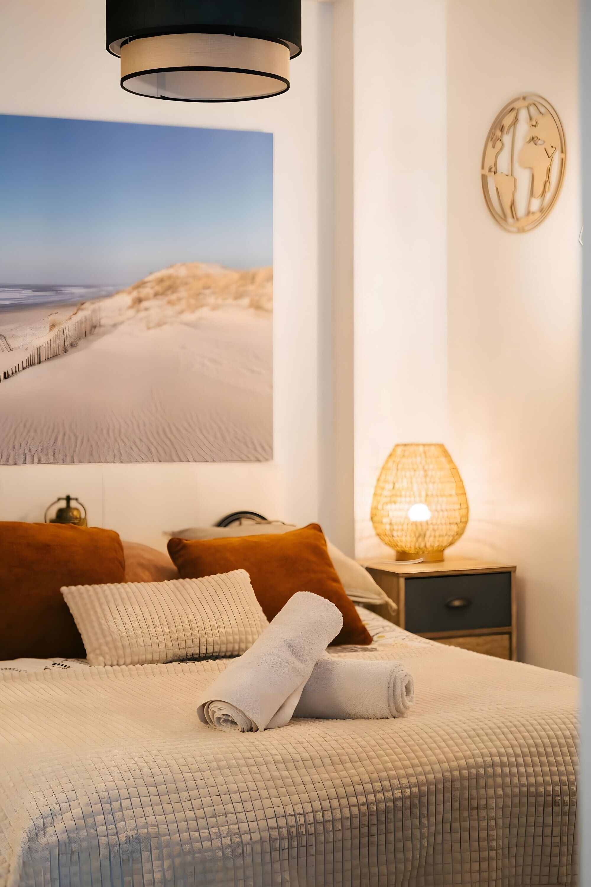 2 bedrooms, iron/ironing board, free WiFi, bed sheets