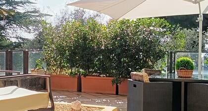 Pirandello Apartment: Elegant, refined, unique for outdoor spaces!