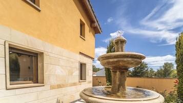 DĂ©tail de lâextĂ©rieur