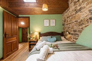 2 habitaciones, tabla de planchar con plancha y wifi gratis 