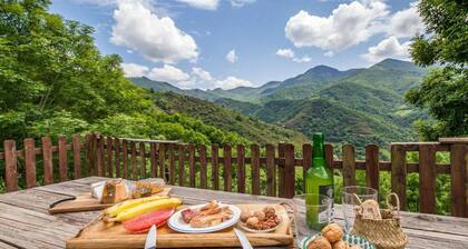 Apartamento 'Montegrande Rodeado De Montañas' con Terraza Compartida y Wi-Fi