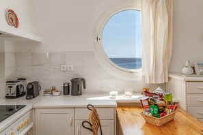 Refrigerador, horno, parrilla de estufa y lavavajillas 